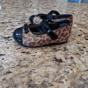 EUC Toddler Girl Leopard Print Shoes